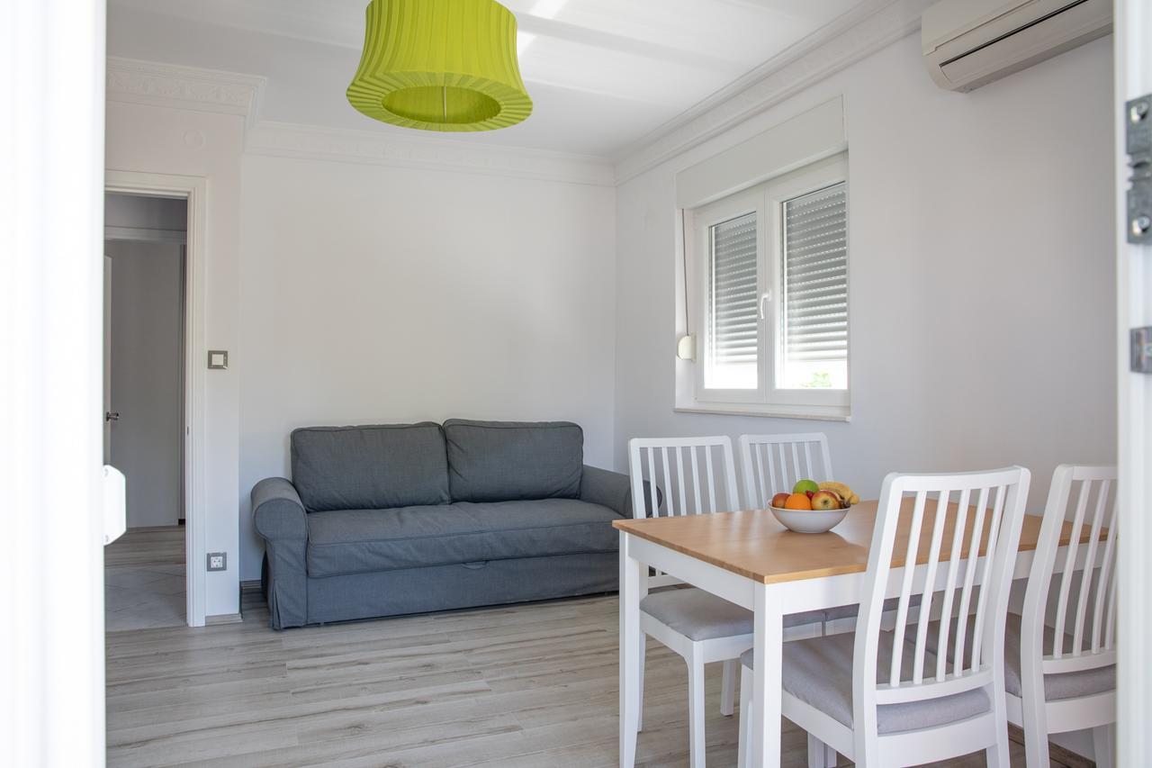 Apartmani Dina Biograd Na Moru Ngoại thất bức ảnh