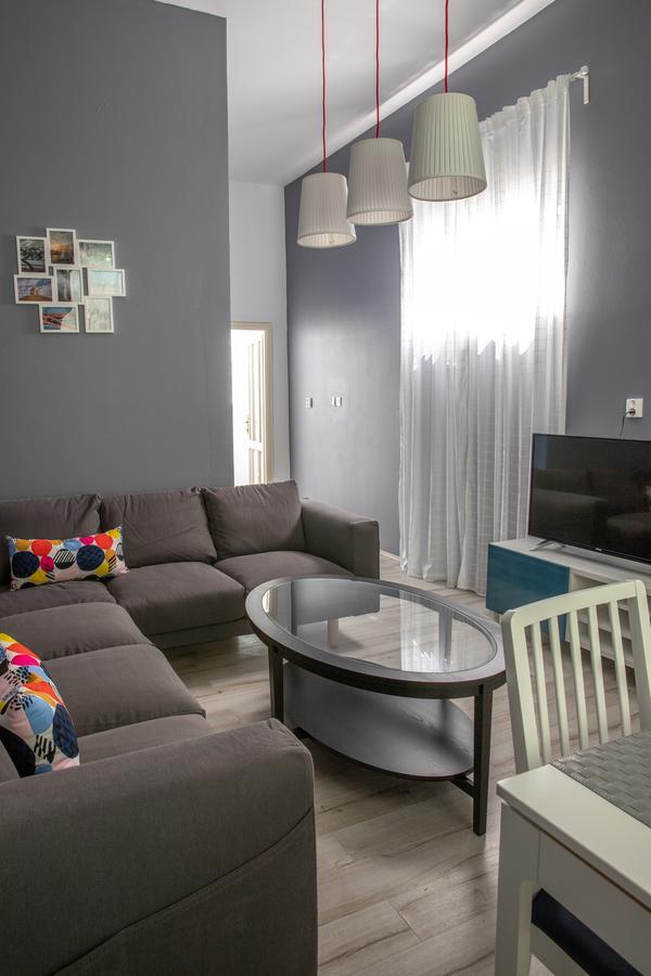 Apartmani Dina Biograd Na Moru Ngoại thất bức ảnh