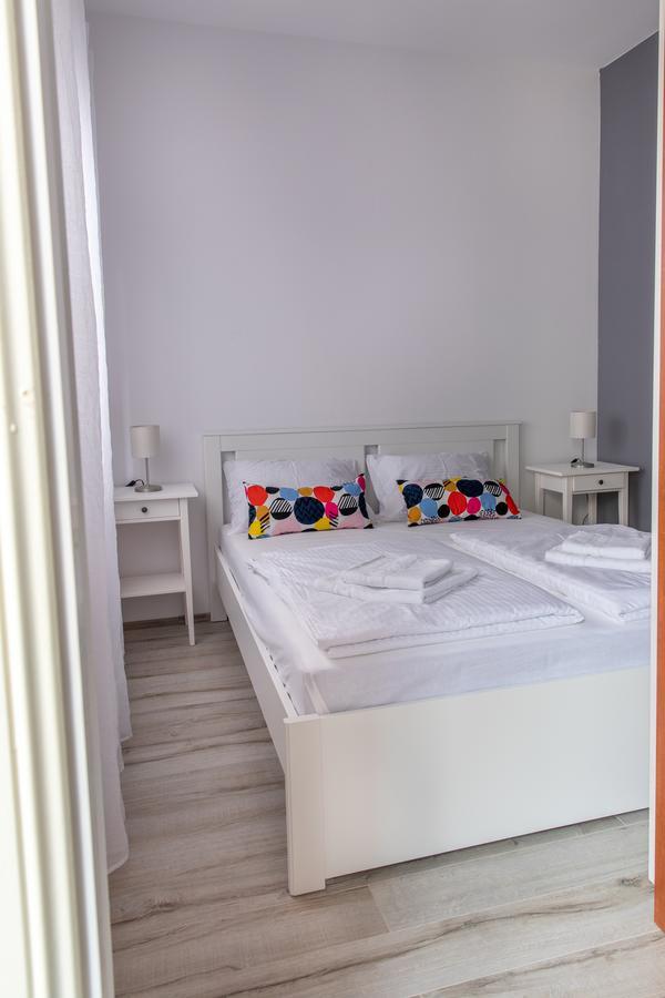 Apartmani Dina Biograd Na Moru Ngoại thất bức ảnh